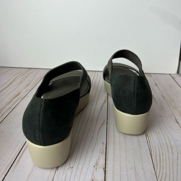 Super cute platform wedge sandals/shoes, Nicole Imogen in Mint - Picture 11 of 13